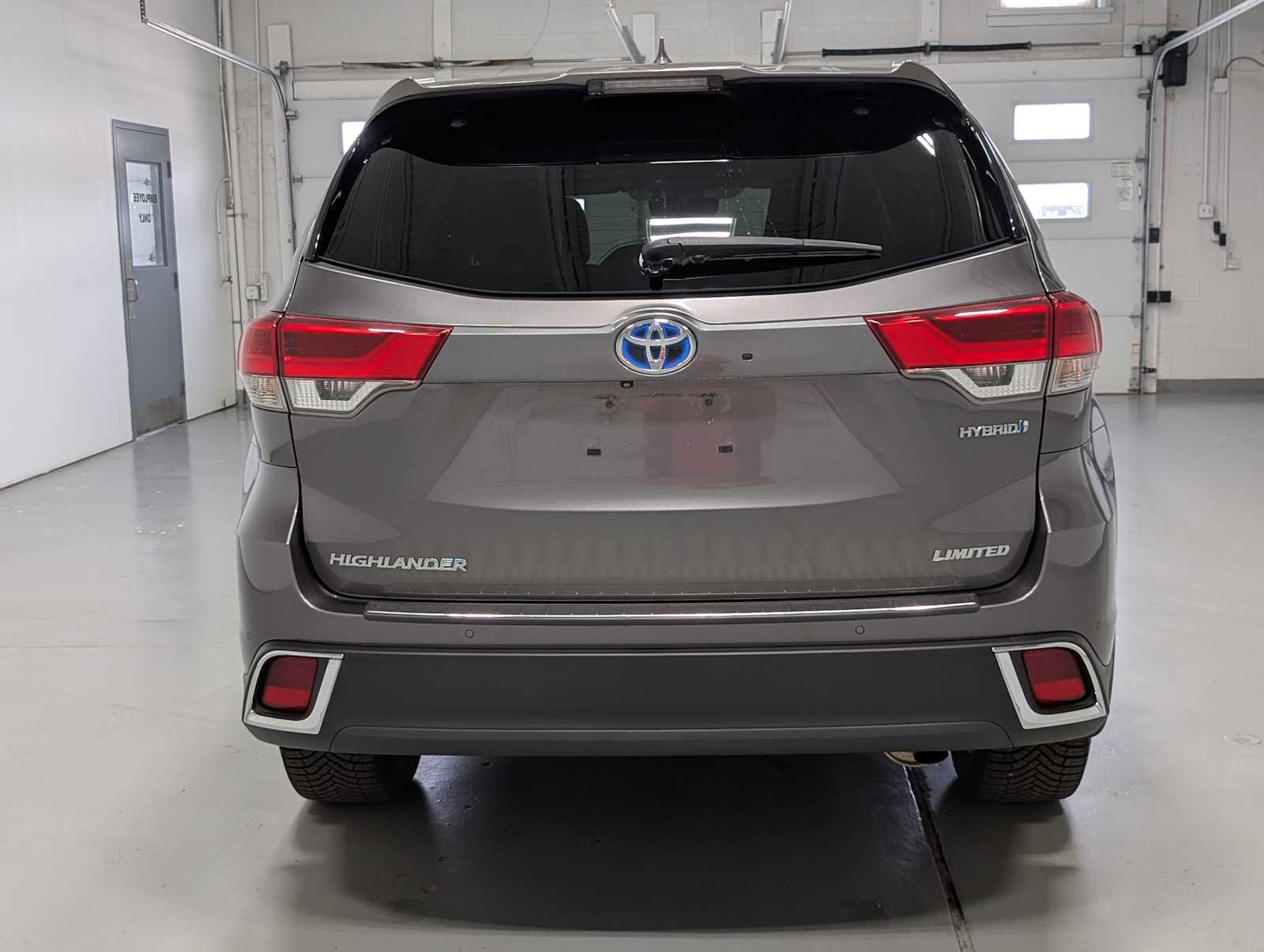 Used 2019 Toyota Highlander Limited image 9