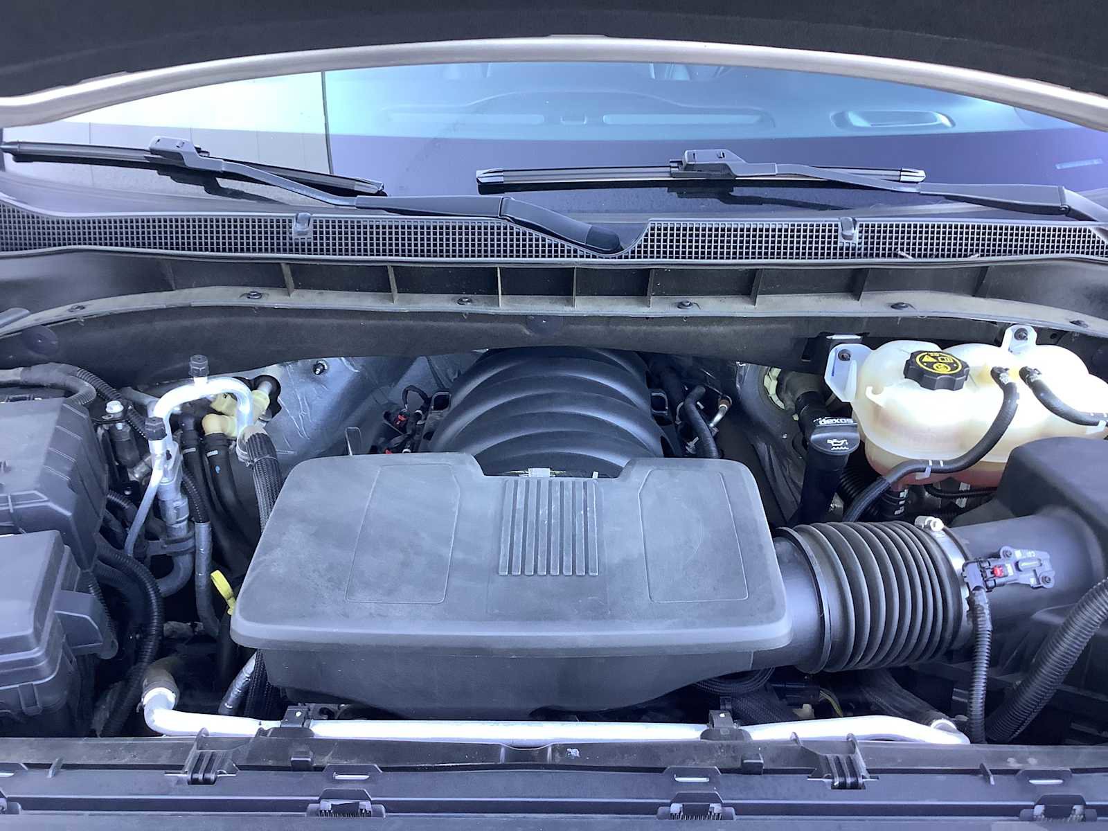 Used 2021 Chevrolet Tahoe Z71 w/ Rear Media and Nav Package image 8