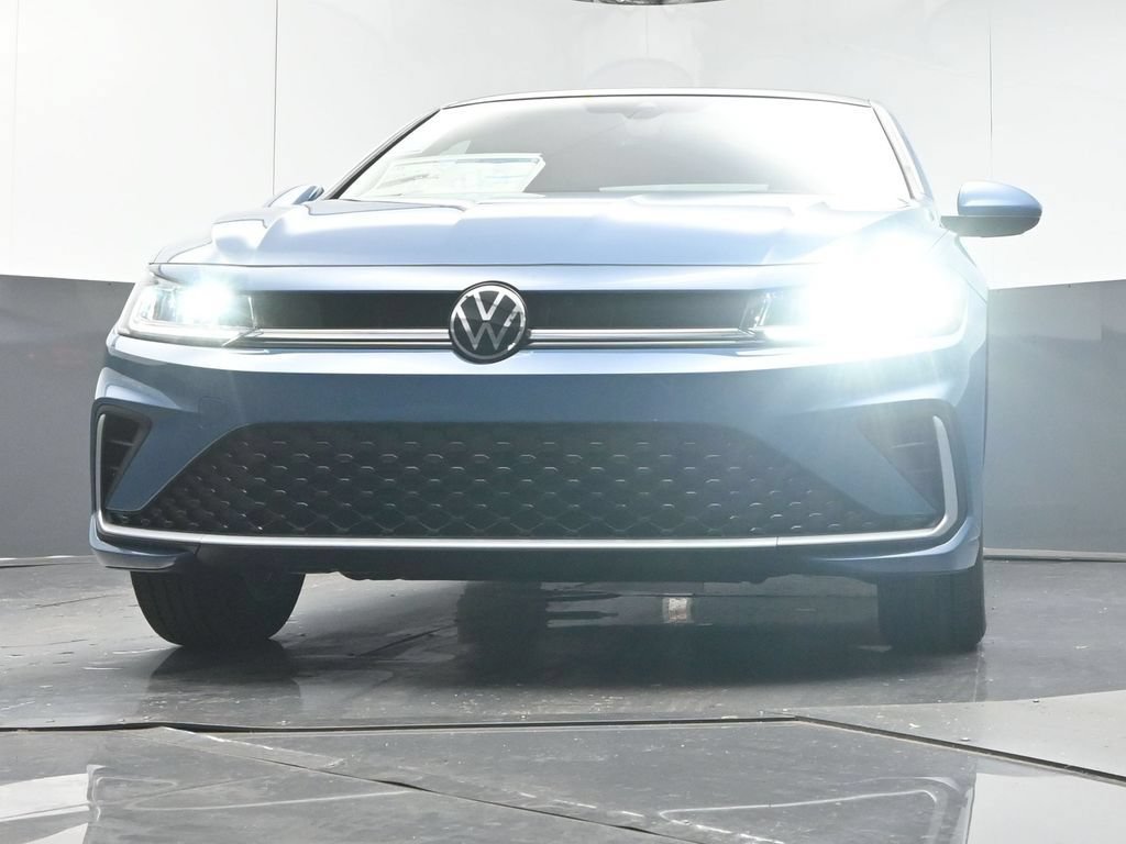 New 2026 Volkswagen Jetta SE FWD image 31