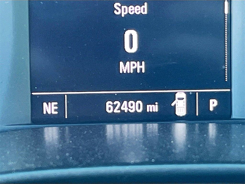 Used 2022 Chevrolet Colorado LT w/ Safety Package image 12