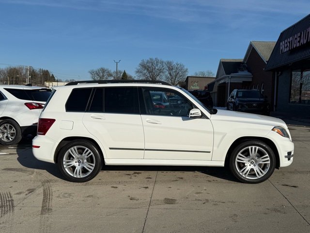 Used 2013 Mercedes-Benz GLK 350 4MATIC image 16