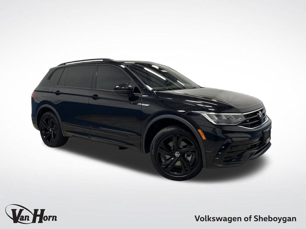 Used 2024 Volkswagen Tiguan SE R-Line