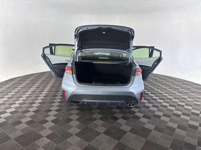 Used 2022 Toyota Corolla SE w/ SE Premium Package image 19