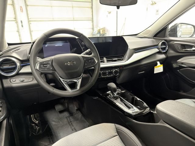 New 2026 Chevrolet Trax LT w/ Driver Confidence Package FWD image 18