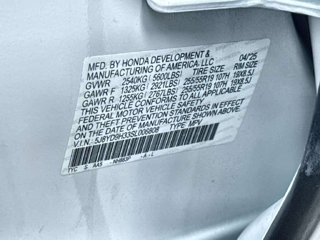 Used 2025 Acura MDX FWD image 29