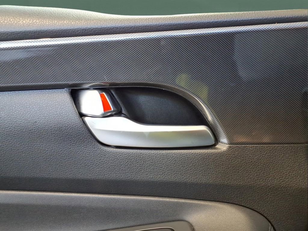 Used 2023 Hyundai Santa Fe SEL image 12