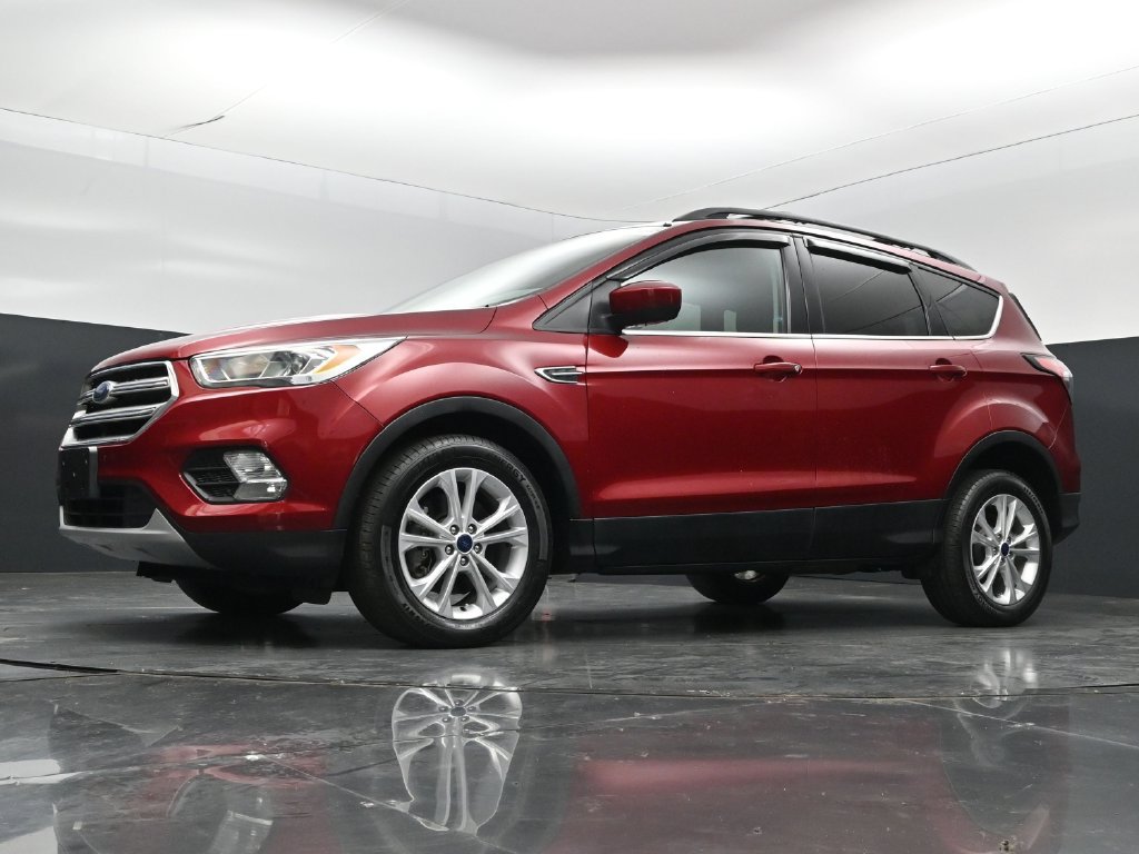 Used 2017 Ford Escape SE w/ Equipment Group 201A AWD/4WD image 22