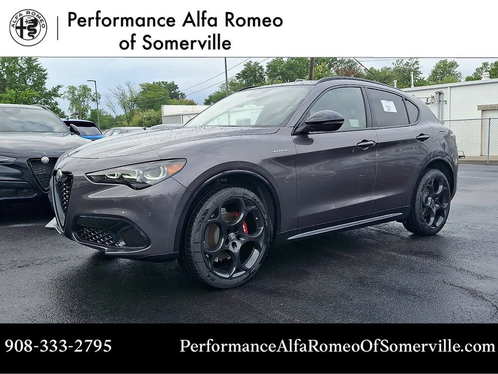 New 2026 Alfa Romeo Stelvio Sprint AWD/4WD image 1