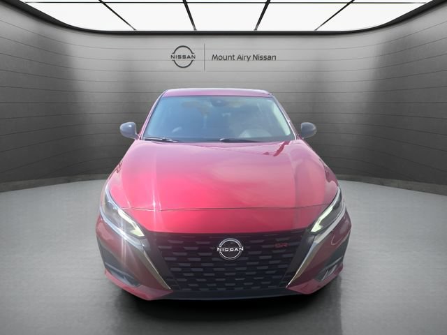 Certified 2025 Nissan Altima 2.5 SR w/ SR Premium Package FWD image 1