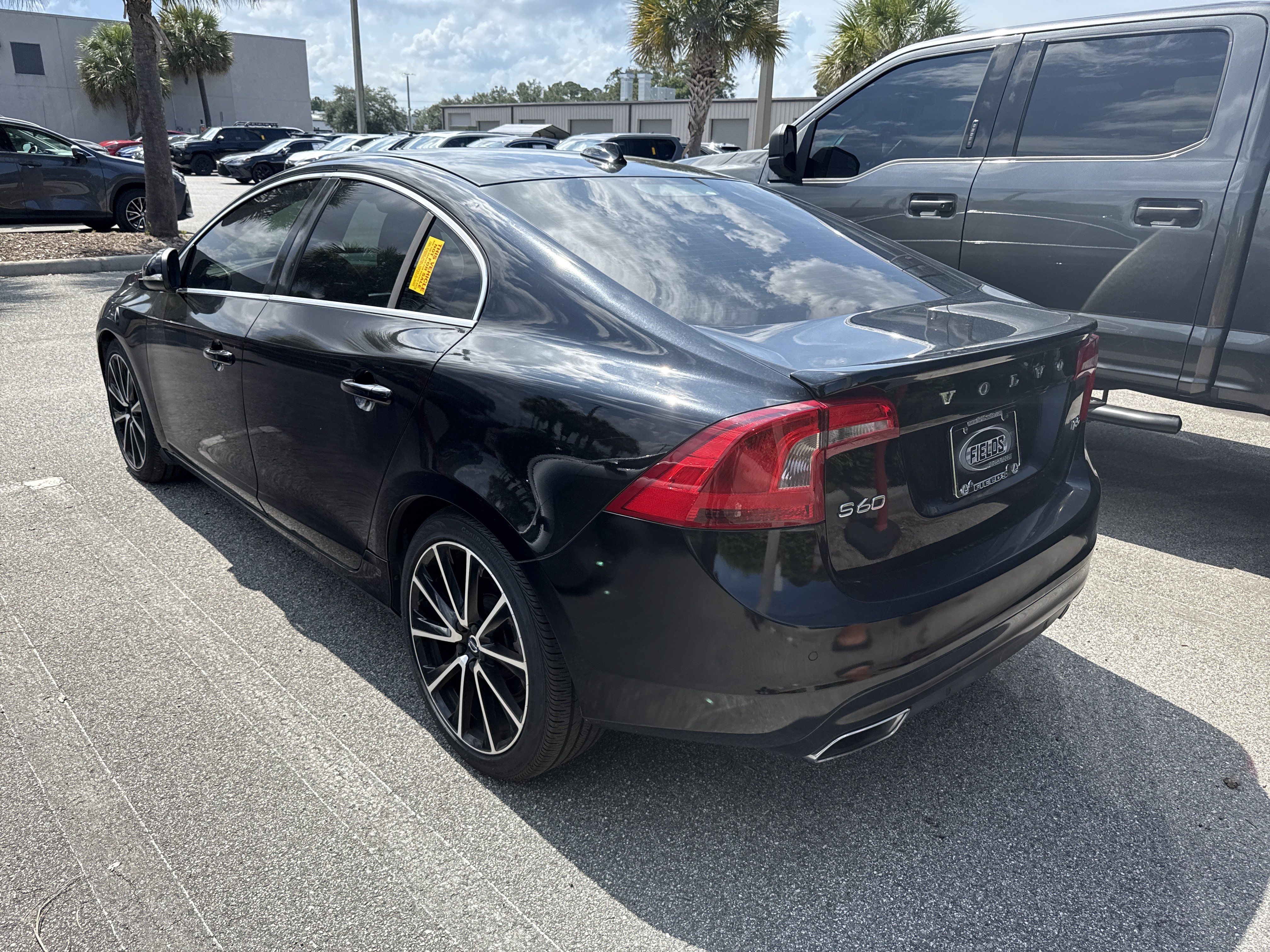 Used 2016 Volvo S60 T5 Premier FWD image 3