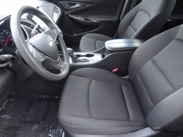 Used 2023 Chevrolet Malibu LT w/ Driver Confidence Package FWD image 6