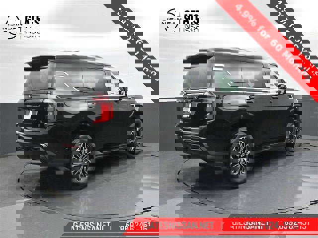 New 2025 Nissan Armada SL w/ Captain's Chari Seat Package image 2