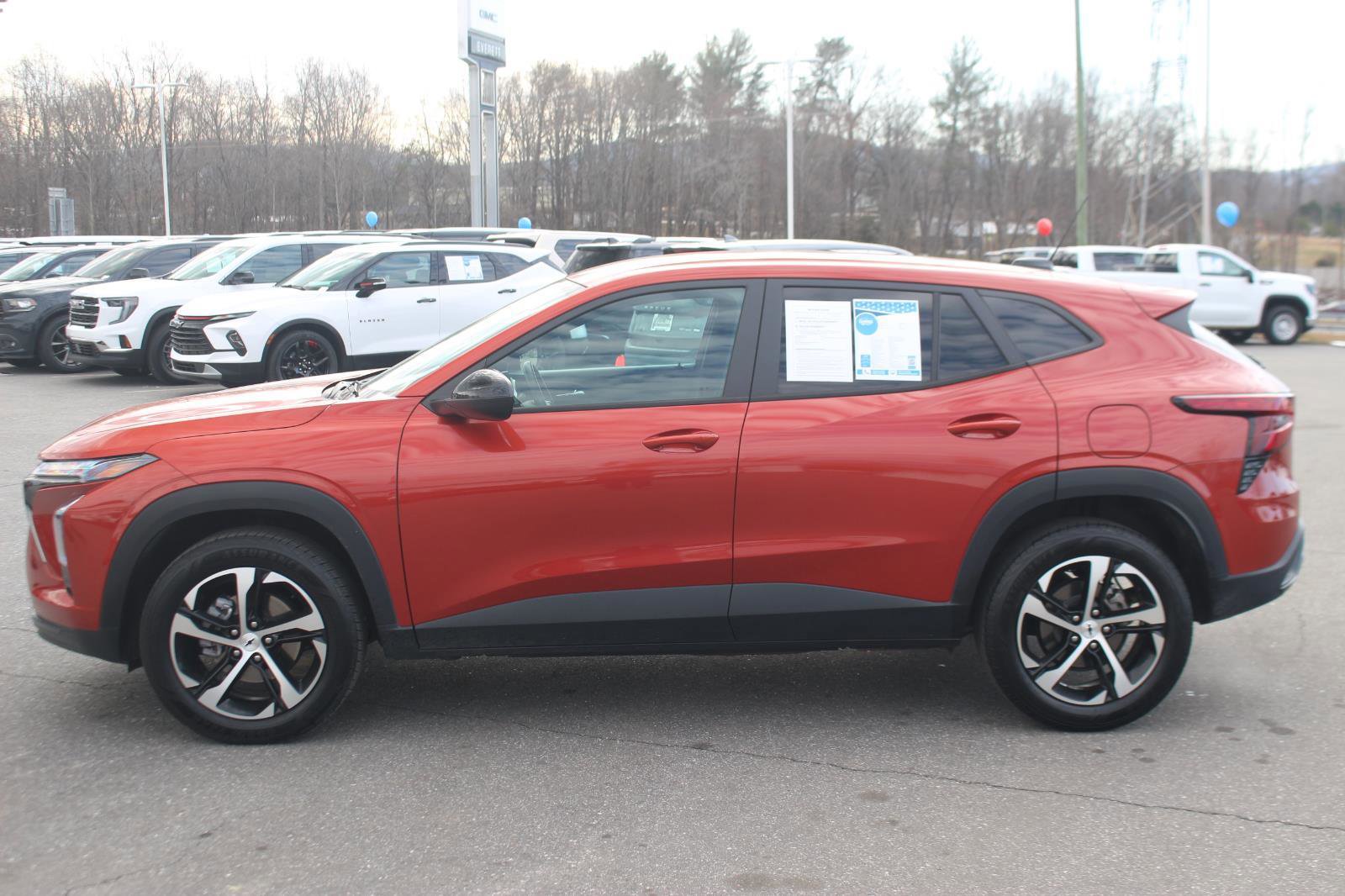 Used 2024 Chevrolet Trax RS w/ Driver Confidence Package image 4