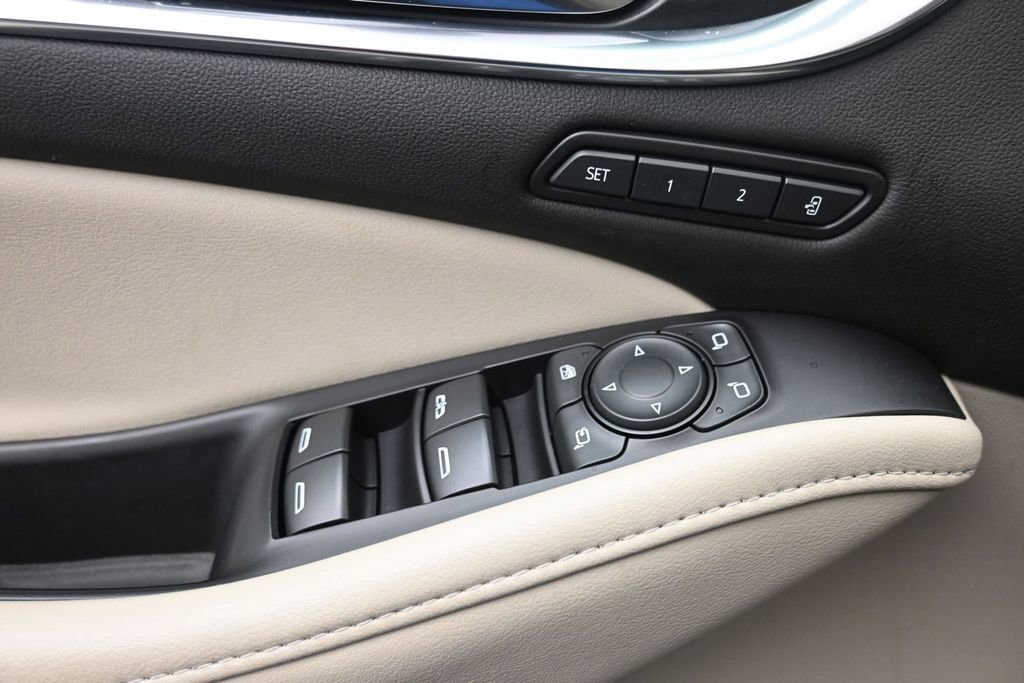Used 2021 Buick Enclave Premium w/ Surround and Sites Package AWD/4WD image 16