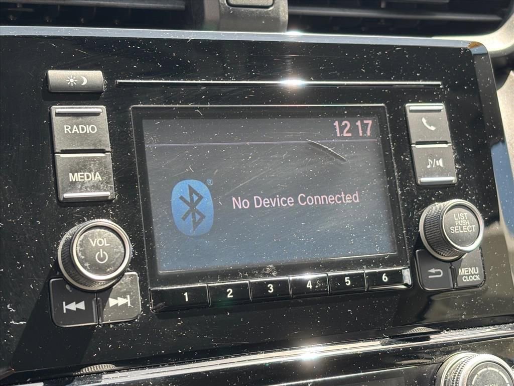 Used 2019 Honda Insight LX image 19