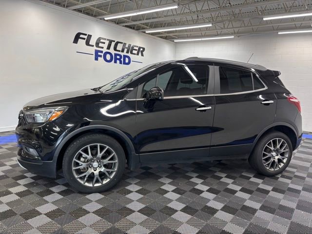 Used 2020 Buick Encore Sport Touring w/ Safety Package FWD image 3