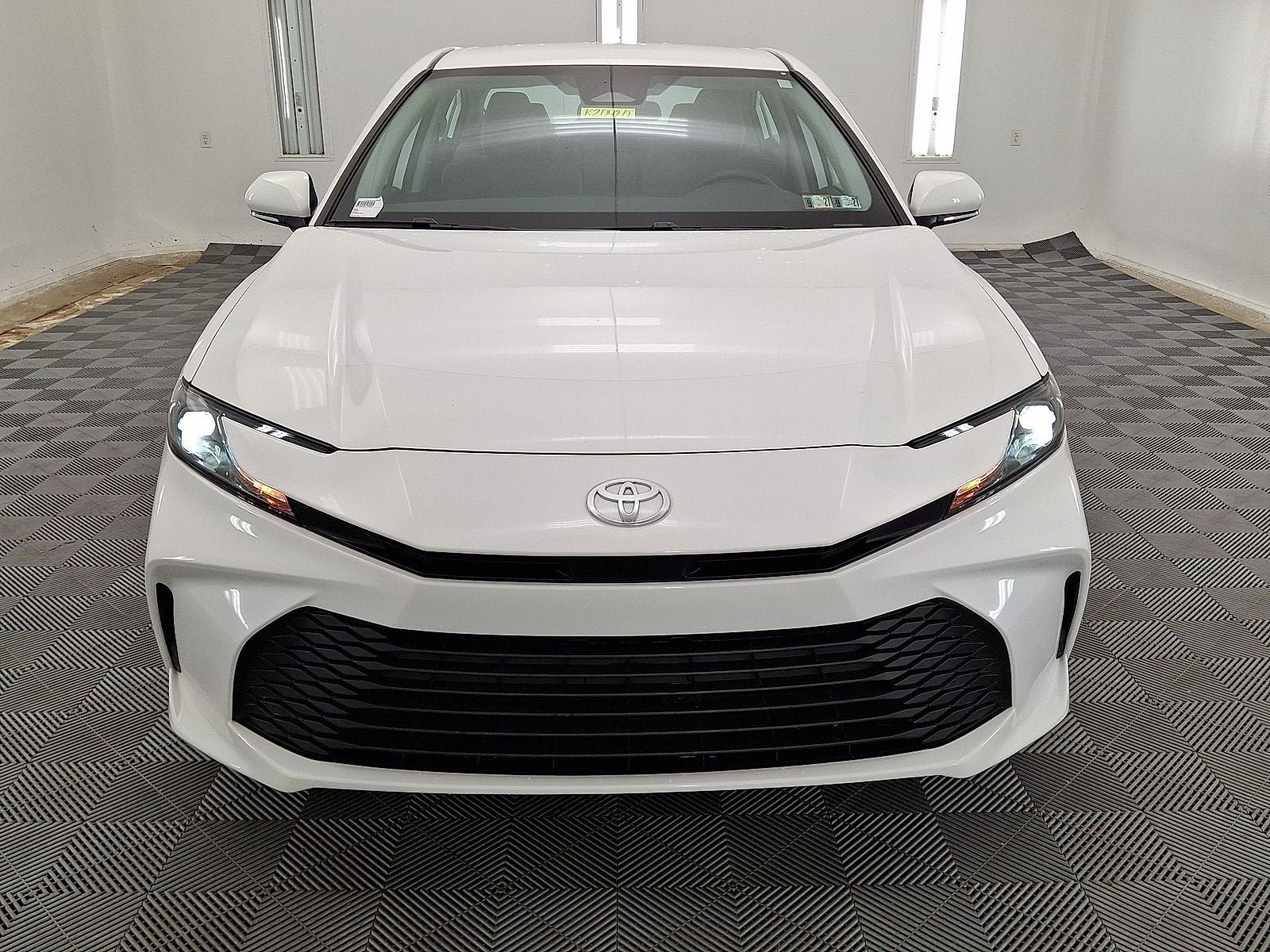 Used 2025 Toyota Camry LE FWD image 20