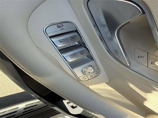 Used 2022 Mercedes-Benz GLE 350 image 9