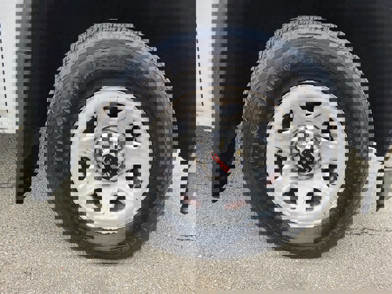 Used 2015 GMC Sierra 1500 2WD Regular Cab image 25