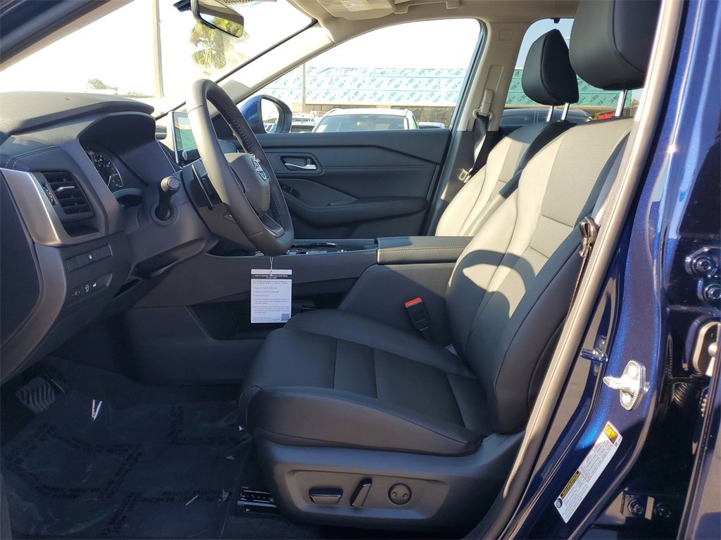 New 2026 Nissan Rogue SV w/ SV Premium Package image 9