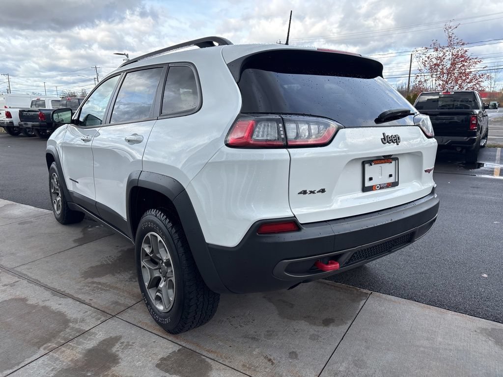 Used 2022 Jeep Cherokee Trailhawk w/ Comfort/Convenience Group AWD/4WD image 2