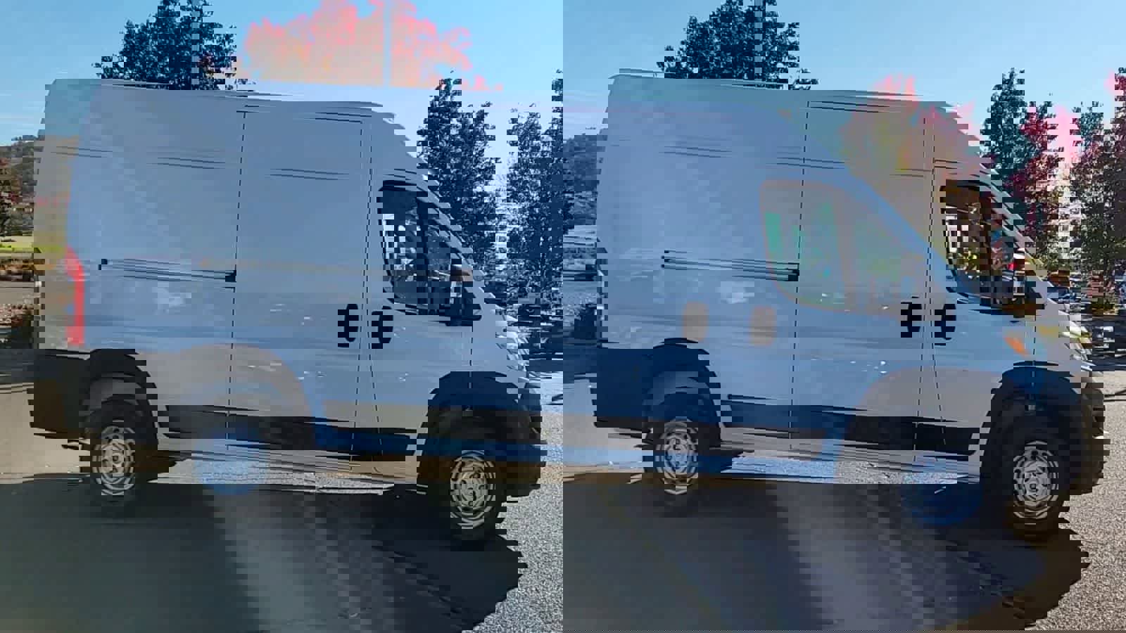 New 2026 RAM ProMaster 2500 w/ Premium Convenience Group image 9