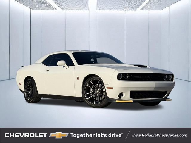 Used 2023 Dodge Challenger R/T Scat Pack image 1