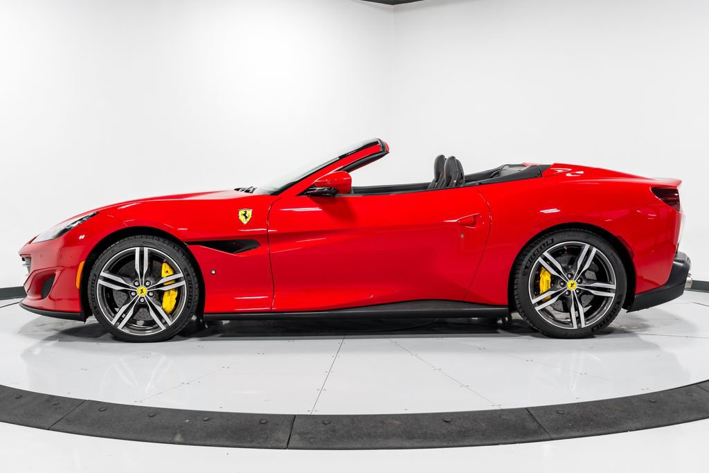 Used 2020 Ferrari Portofino RWD image 6
