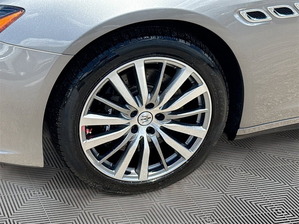 Used 2021 Maserati Quattroporte S image 36