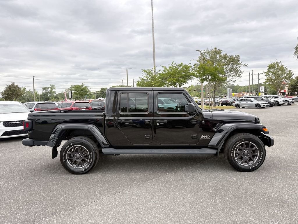 Used 2022 Jeep Gladiator Overland w/ Popular Equipment Package AWD/4WD image 2