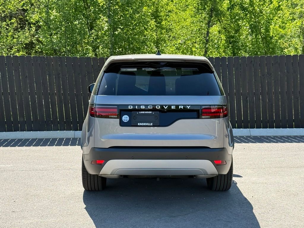 Used 2025 Land Rover Discovery S AWD/4WD image 4