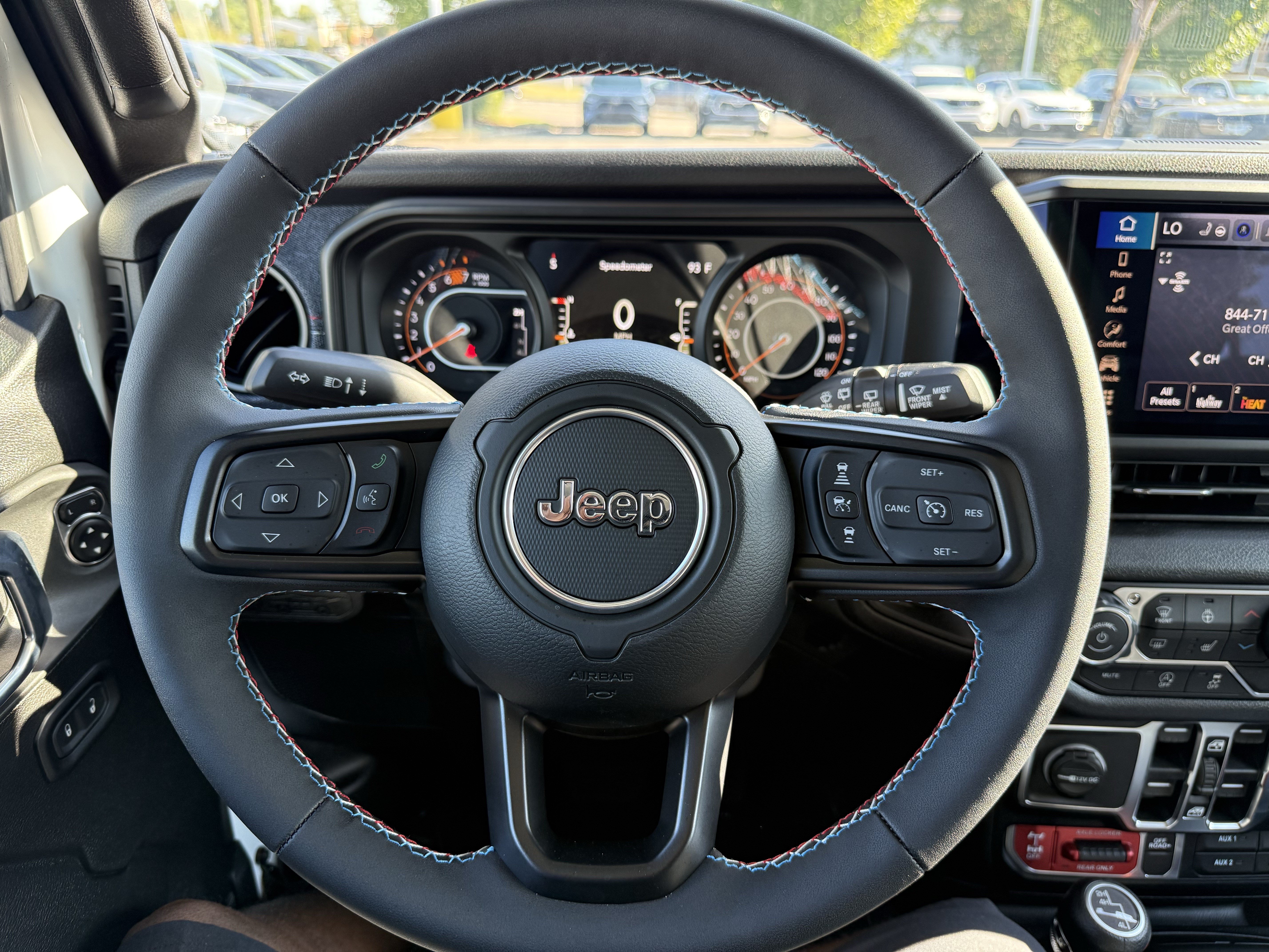 Used 2026 Jeep Wrangler Unlimited Sport w/ Dual Top Group AWD/4WD image 17