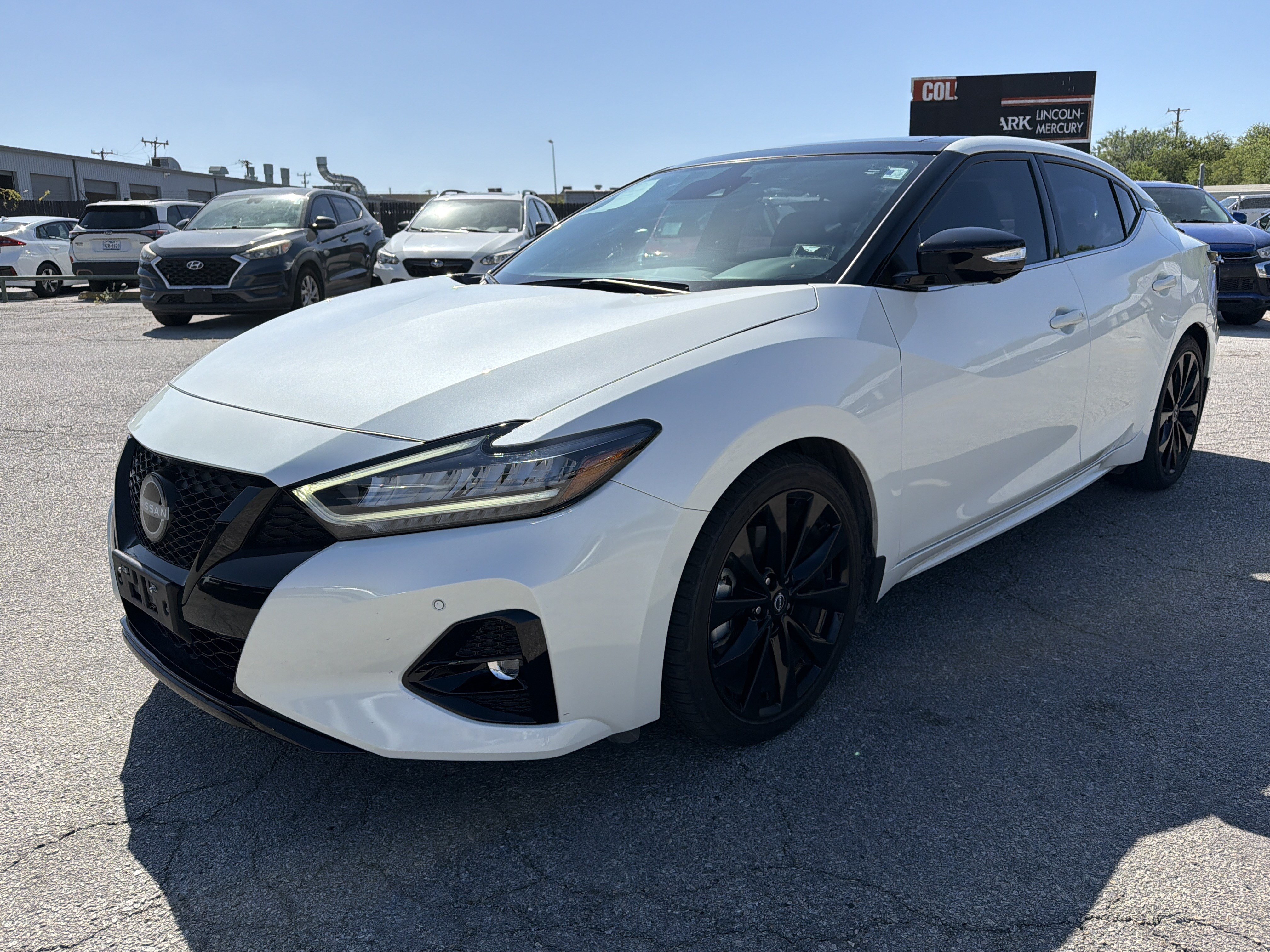 Used 2023 Nissan Maxima SR w/ Sport Mat Group FWD image 7