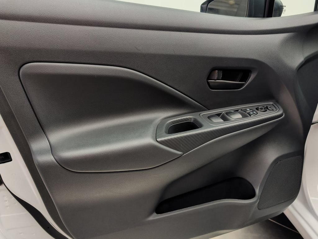 Used 2025 Nissan Versa S w/ Trunk Package FWD image 10