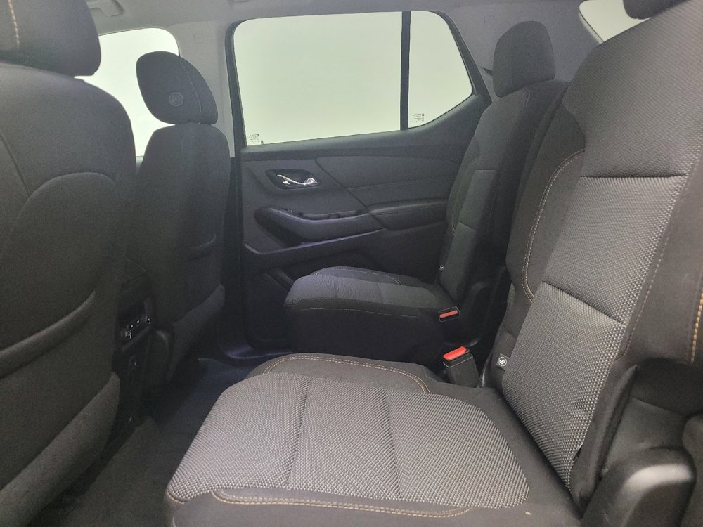 Used 2020 Chevrolet Traverse LS image 18