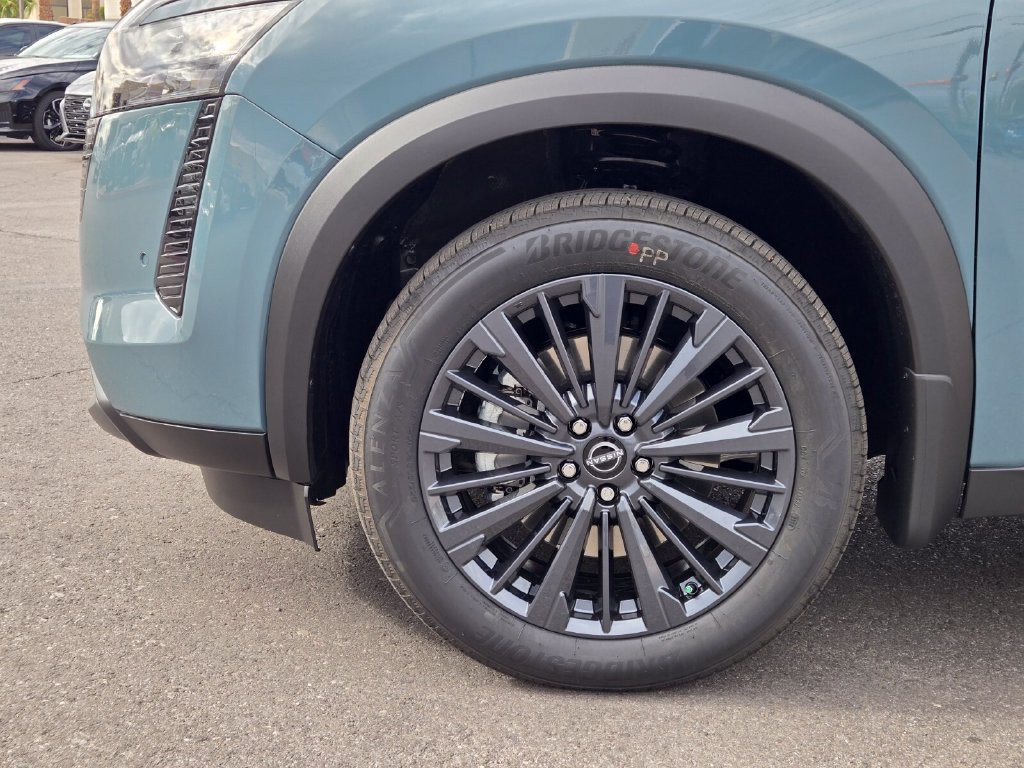 New 2026 Nissan Pathfinder SL w/ SL Premium Package FWD image 10
