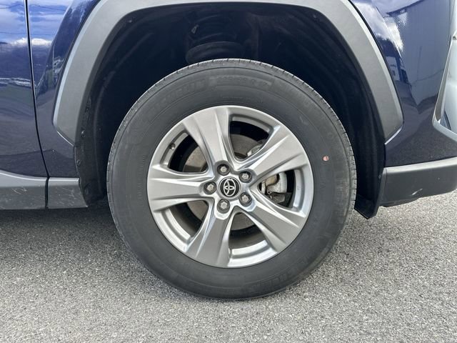 Used 2024 Toyota RAV4 XLE AWD/4WD image 20