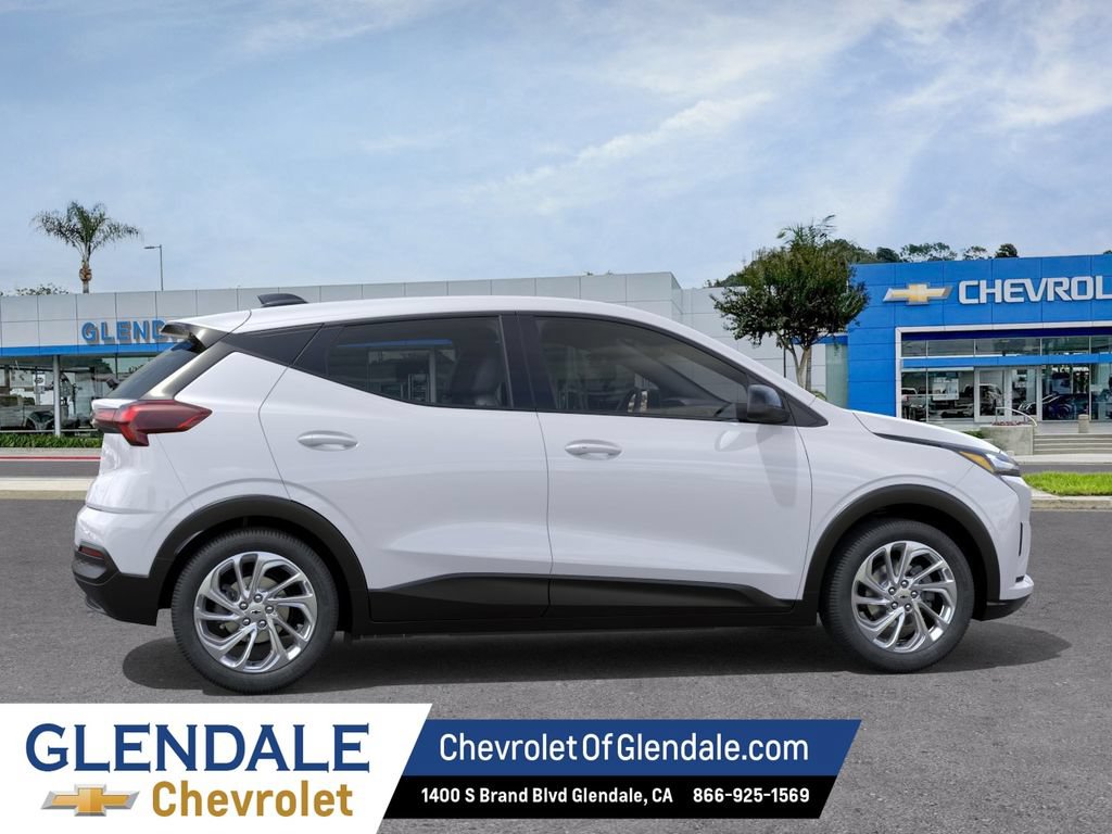 New 2027 Chevrolet Bolt LT w/ Comfort Package FWD image 5