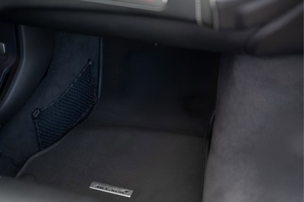 Used 2023 McLaren GT RWD image 47