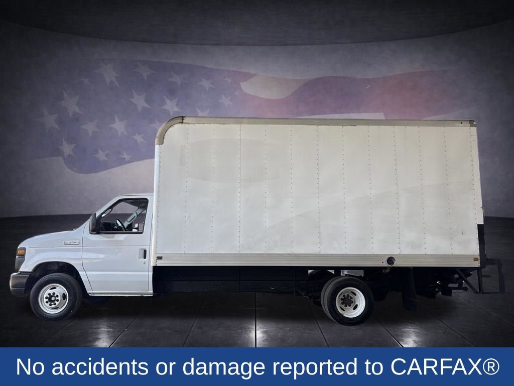 Used 2017 Ford E-350 and Econoline 350 Super Duty RWD image 2
