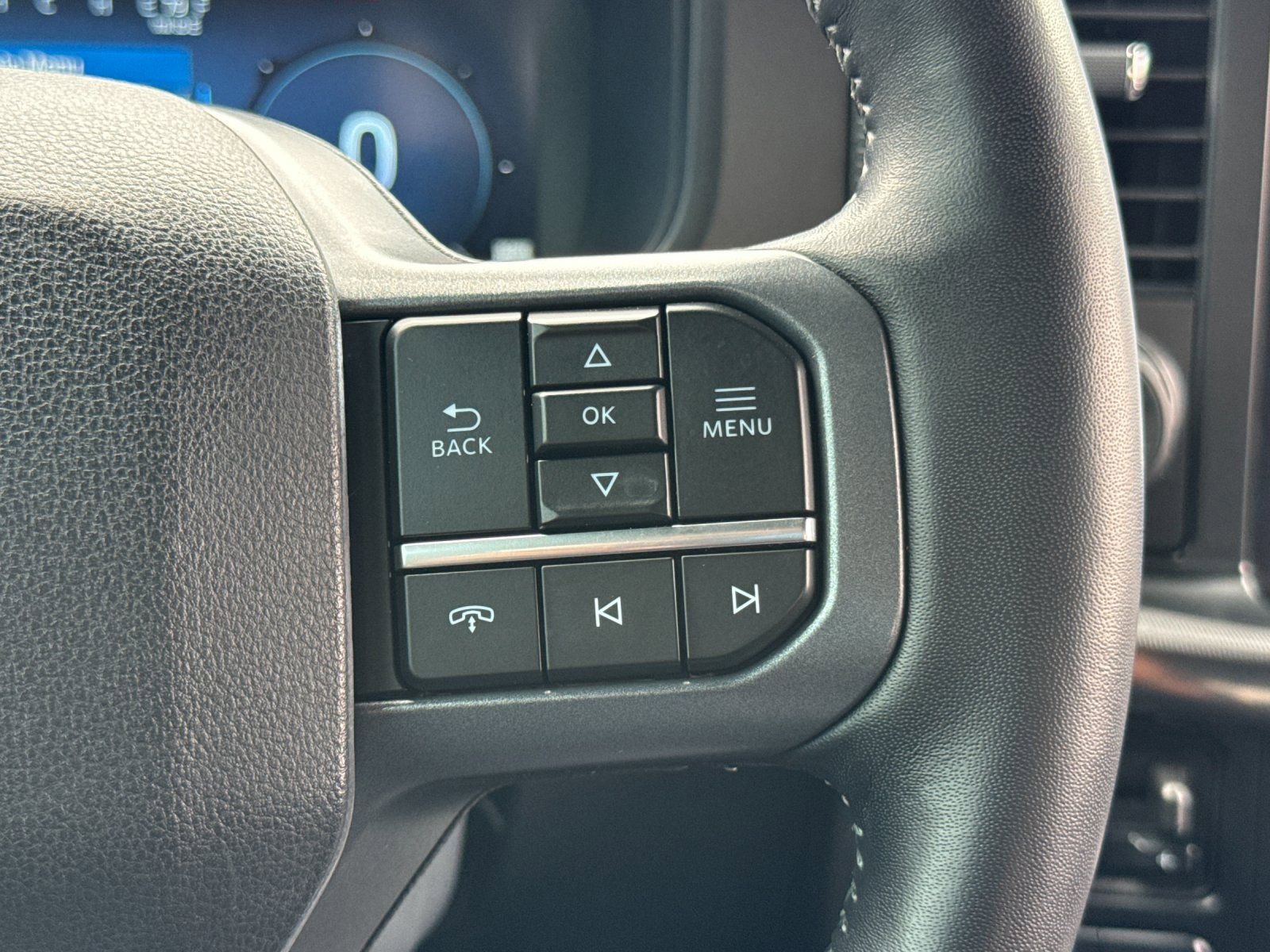 Used 2024 Ford F150 Lariat w/ Equipment Group 502A High image 30