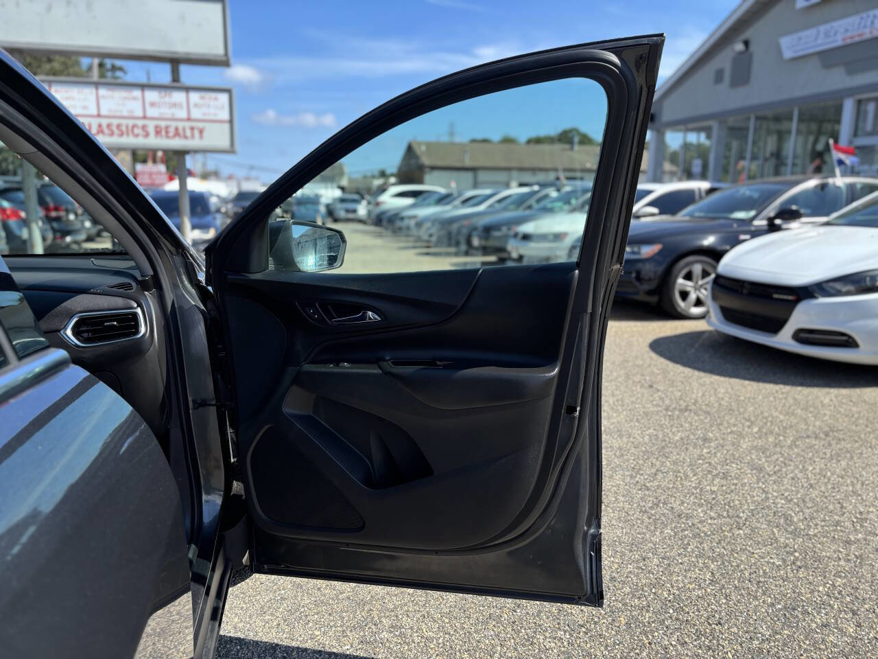 Used 2020 Chevrolet Equinox LT image 15