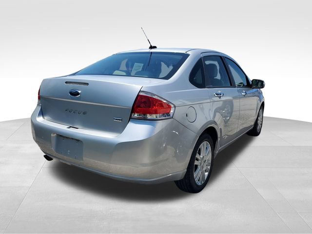 Used 2010 Ford Focus SEL FWD image 3