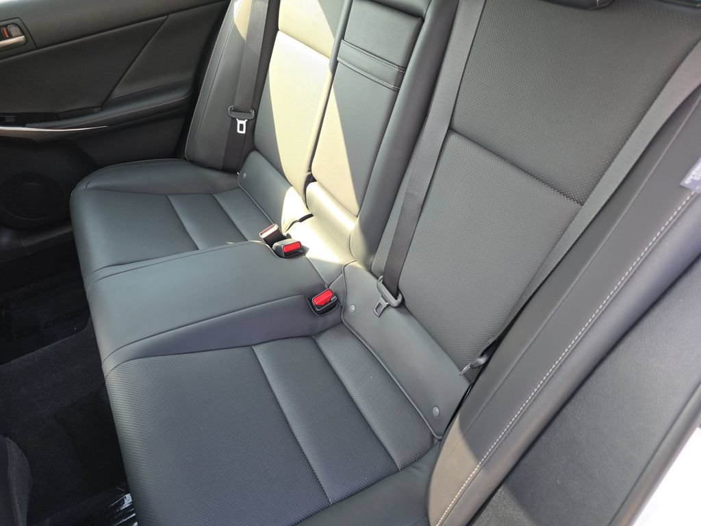 Used 2018 Lexus IS 300 AWD w/ Premium Package image 20
