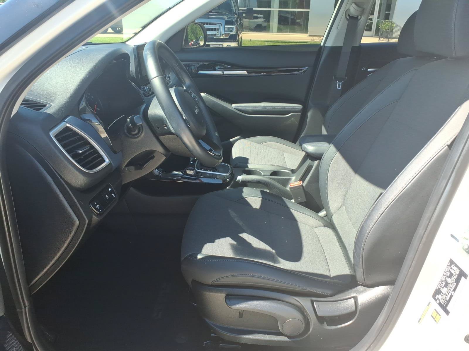 Used 2023 Kia Seltos Nightfall Edition AWD/4WD image 11