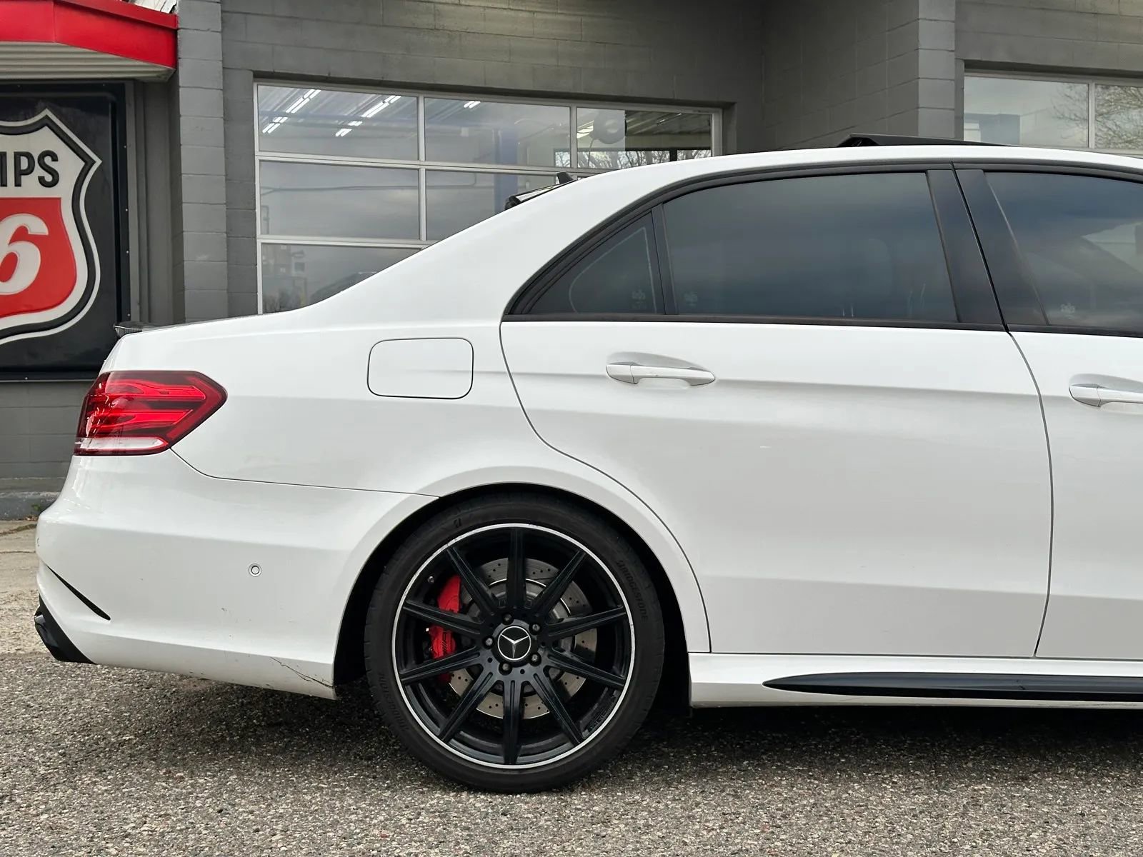 Used 2015 Mercedes-Benz E 63 AMG S-Model image 28