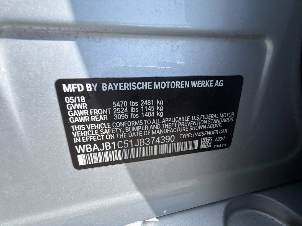 Used 2018 BMW 530e xDrive AWD/4WD image 29