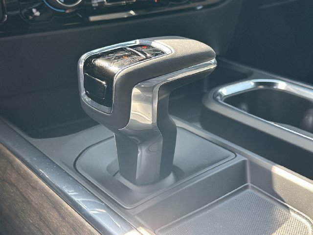 New 2026 Chevrolet Silverado 1500 High Country w/ Technology Package AWD/4WD image 30