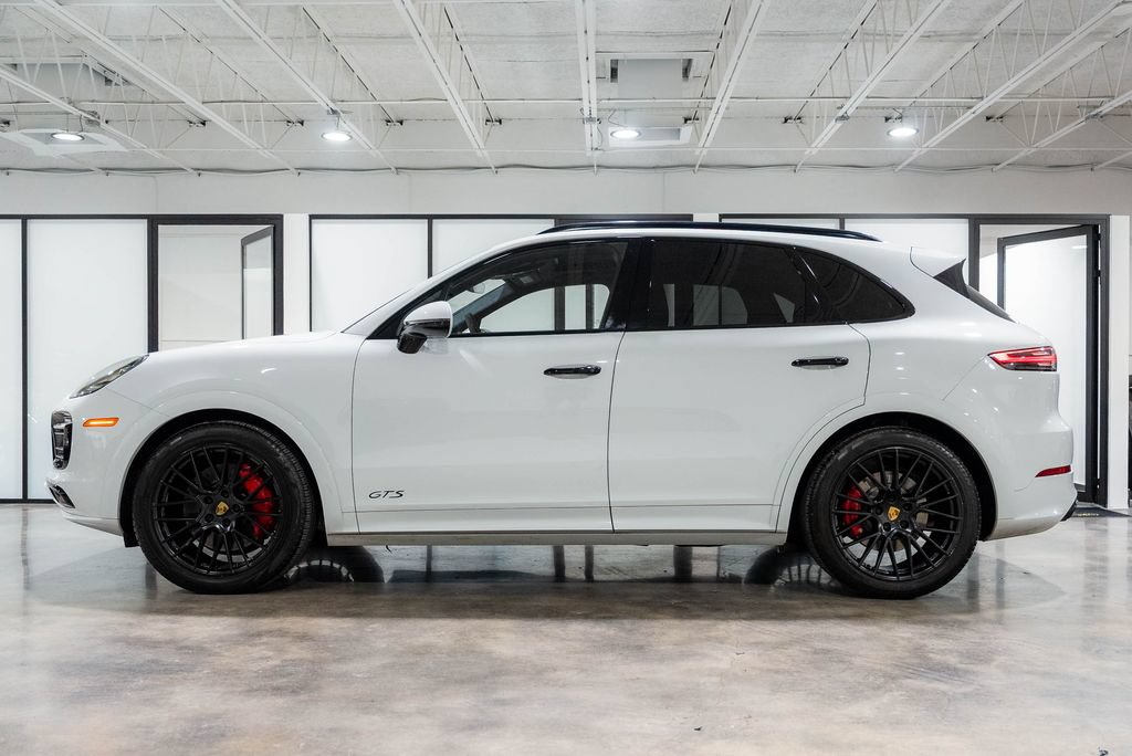Used 2021 Porsche Cayenne GTS AWD/4WD image 89
