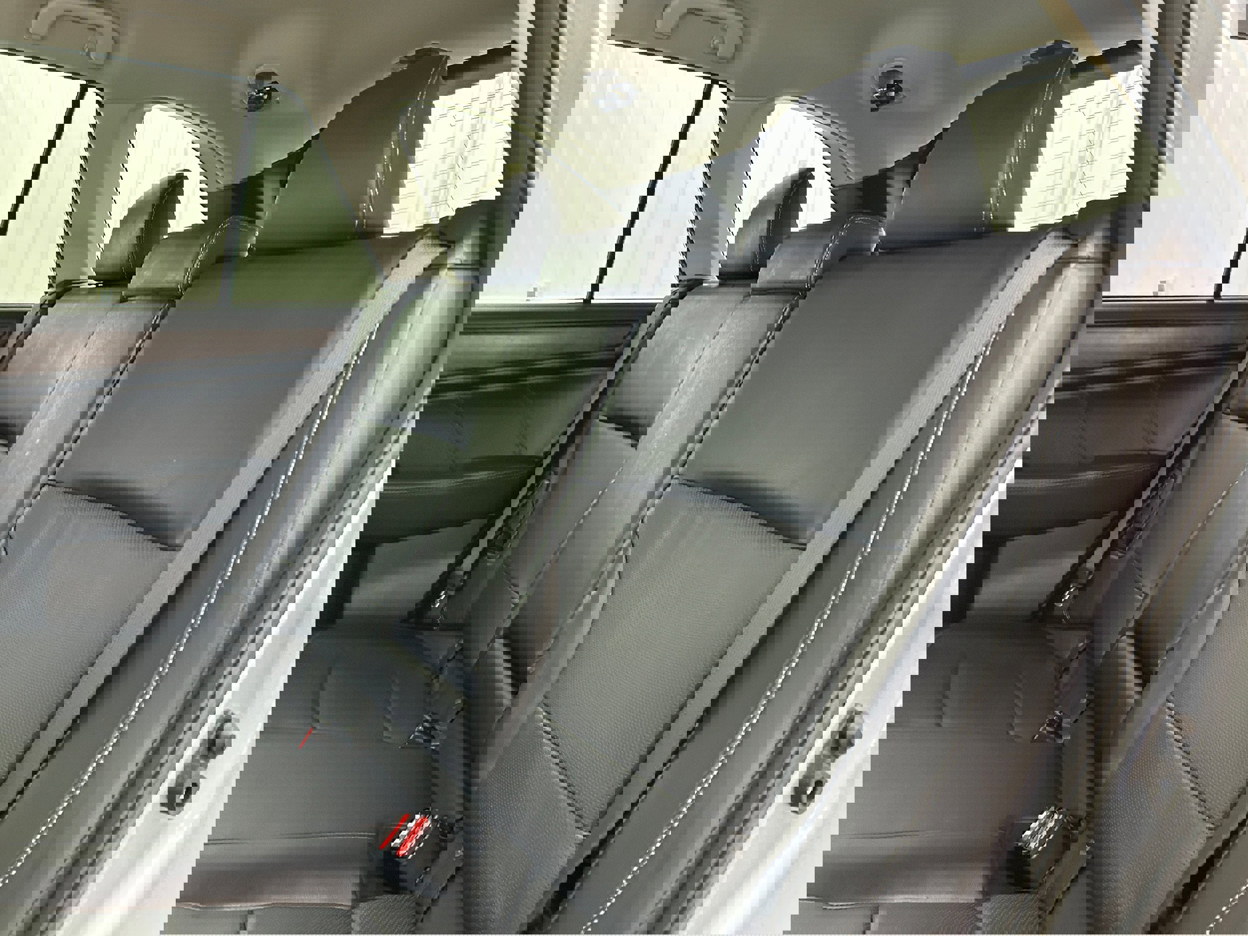 Used 2018 Subaru Outback 2.5i Limited image 29